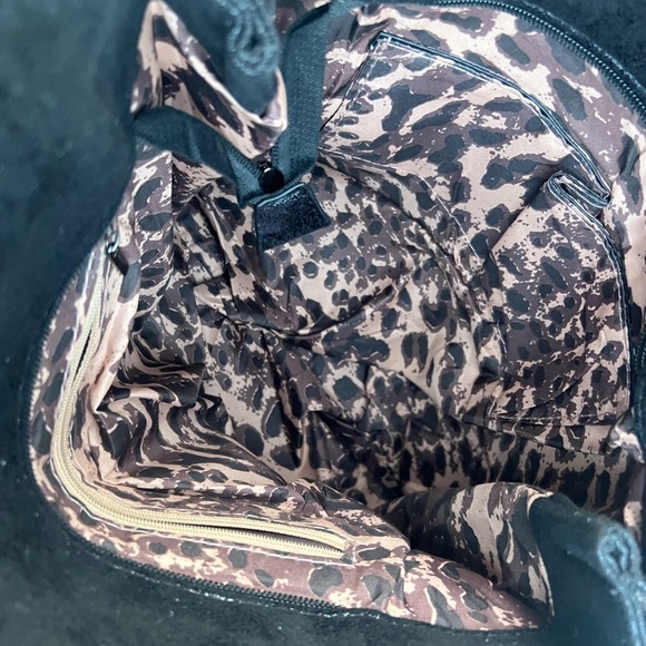 Gunmetal metallic chain link handle handbag/tote - Picture 11 of 16